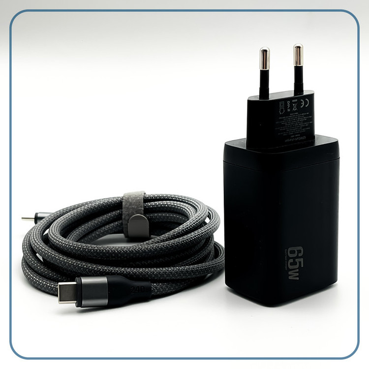 شارژر دیواری 65 وات 3 پورت وونک مدل PD65w به همراه کابل USB-C